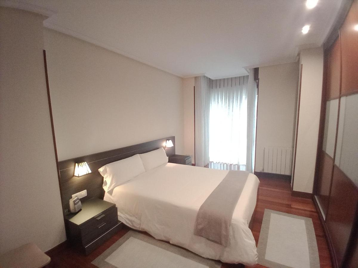 Apartamento Ana Con Garaje Эйбар Экстерьер фото