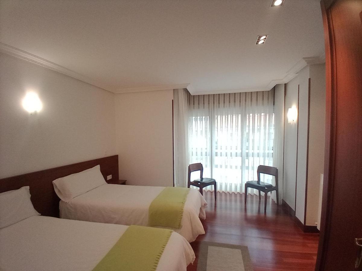 Apartamento Ana Con Garaje Эйбар Экстерьер фото
